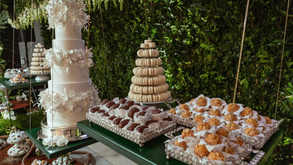 Banquete elegante para bodas con catering en Bogotá